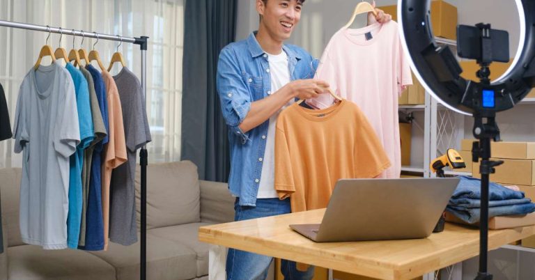 24/7 Live Stream as a Sustainable Model for Always-On Digital Broadcasting