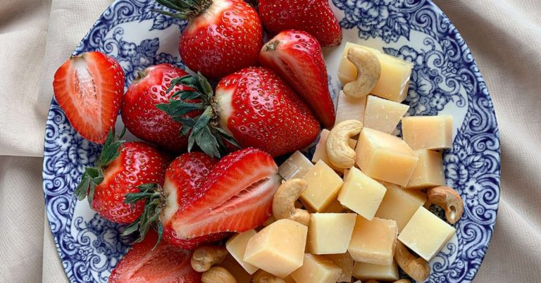 The Importance of Gut Health and Probiotics for Long-Term Wellness